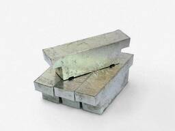 Чушка оловянная Размер: 10х70х400; 0; 25, Марка: О1; О2; ОВЧ000 в Баку