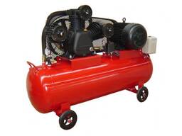 Kompressor Tut. : 6-500 litr. Növ: piston, vint, sürüşdürmə. .. . Marka: 2 VU, 4VU. ..