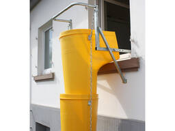 Кронштейн для строительного мусоропровода