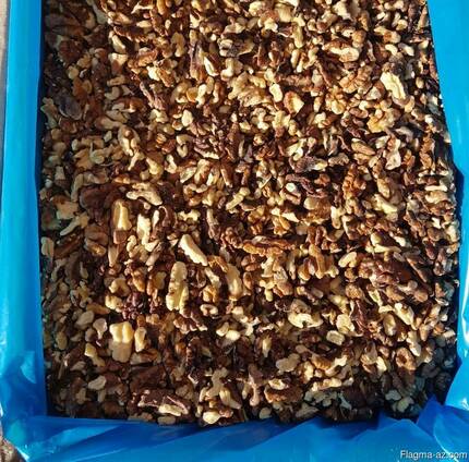 Продам орех грецкий 1\2 бабочка (янтарный) от 20 тонн. Цена