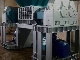 Шредер двухроторный для дерева, картона, паллет, КРС, пластика