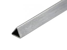 Треугольная труба Сторона1: 40-60 мм, Сторона2: 60 мм, Сторона3: 60 мм, Толщ. : 0,7-3 мм