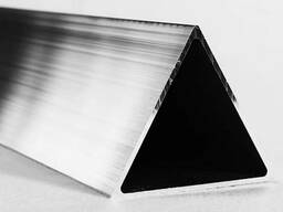 Треугольные профильные трубы, Сторона 1: 40-60 мм, Сторона 2: 60 мм в Баку